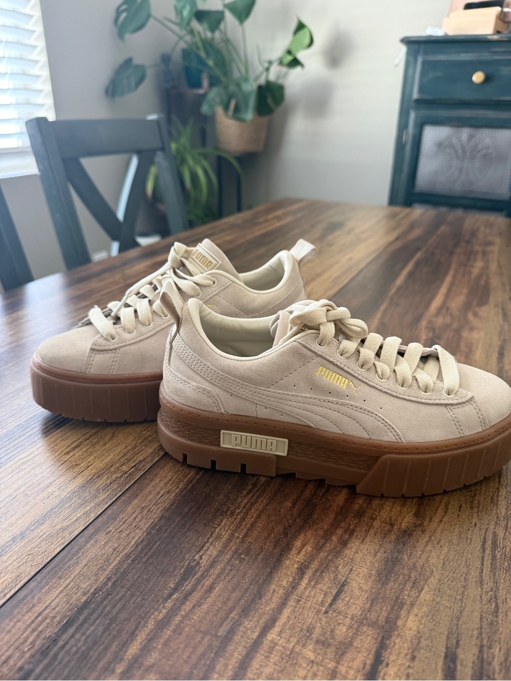Puma Women's Platform Suede Sneakers in Cream with Brown Gum Sole- like new